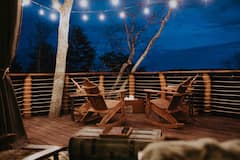 Mountaintop+Luxury+Treehouse+at+Selah+Ridge
