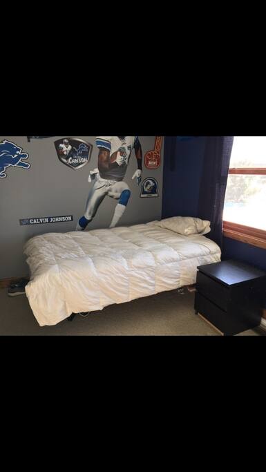 Guest Bedroom 1