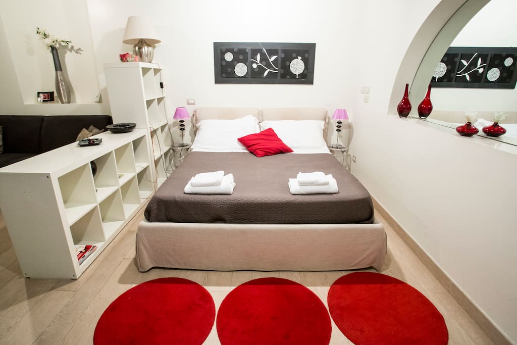 this is the main bed, it is a king size and very confortable