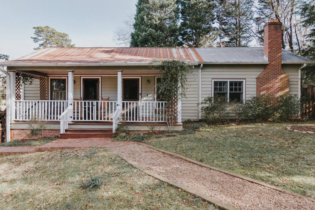 Full cottage, private entrance, porch & patio.