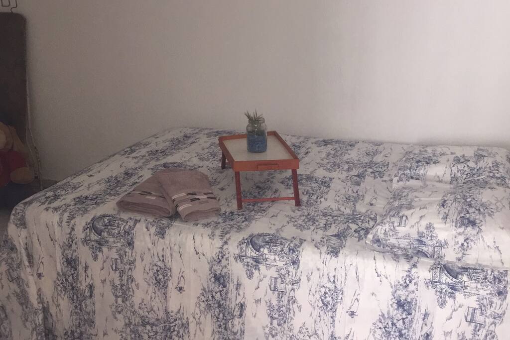 VC GOSTA DE CAFÉ DA MANHA NA CAMA?
Cama Super Confortavel