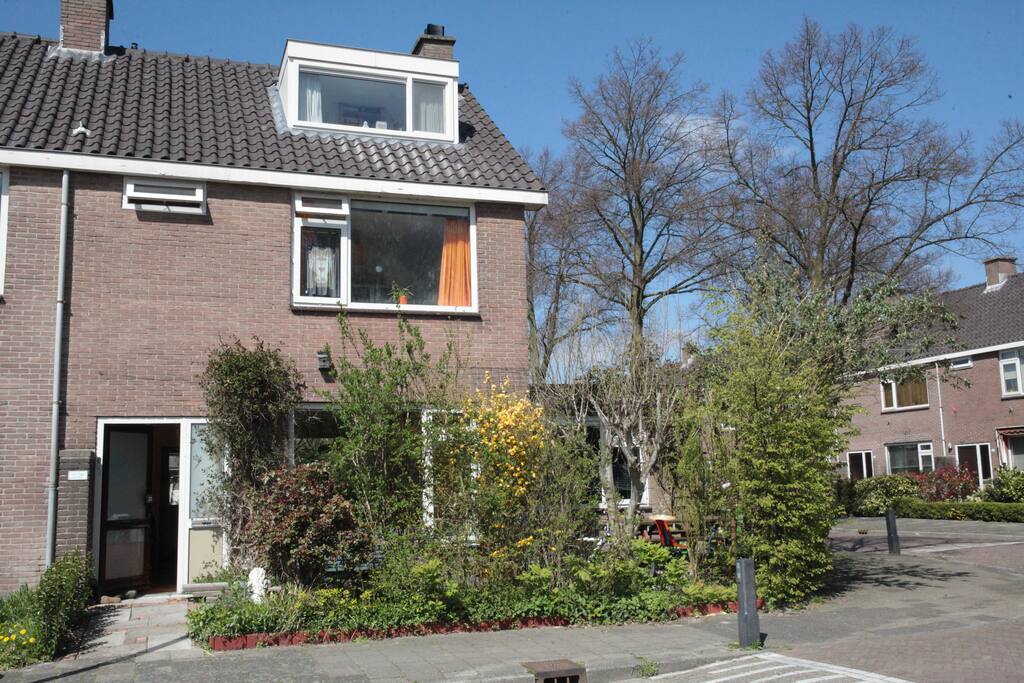 corner house