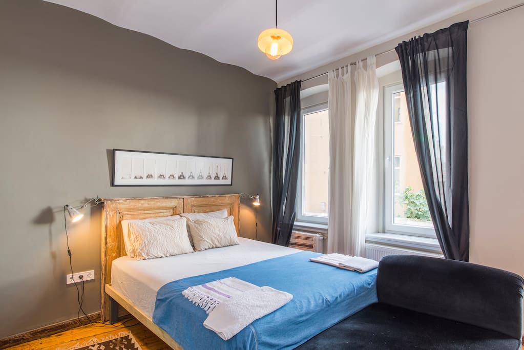Bedroom with an orthopedic queen size bed. (160 cm X 200 cm)