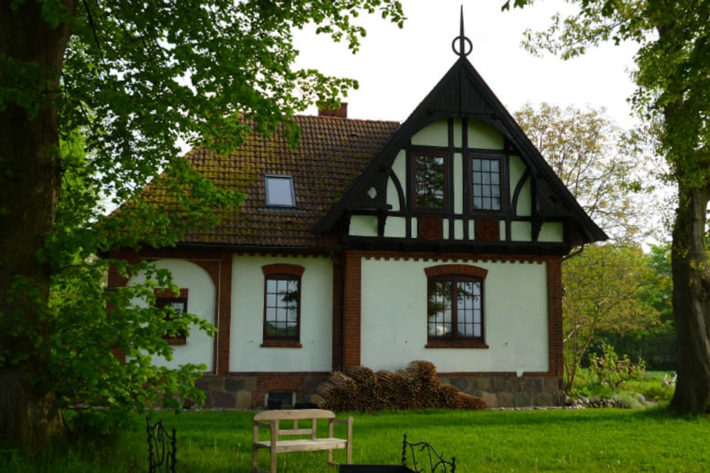 In traumhafter, ruhiger Alleinlage