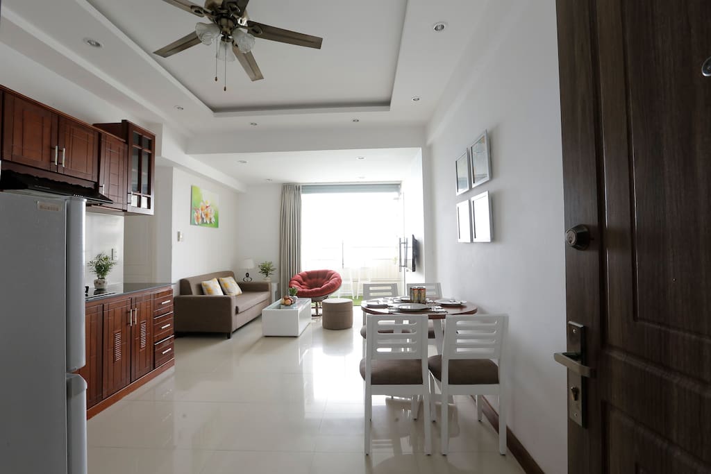 Living room & kitchen