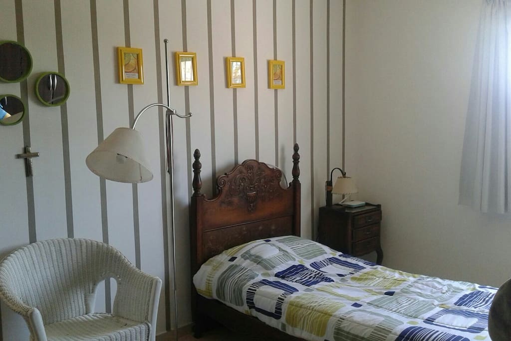 Dormitorio single
