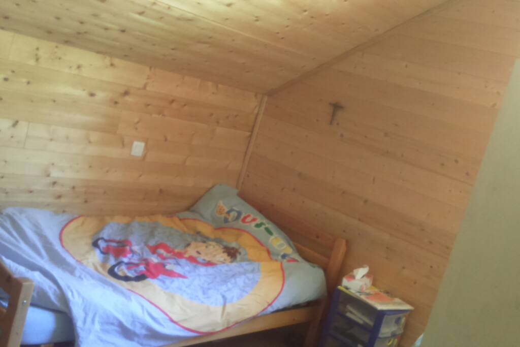 chambre lit une place