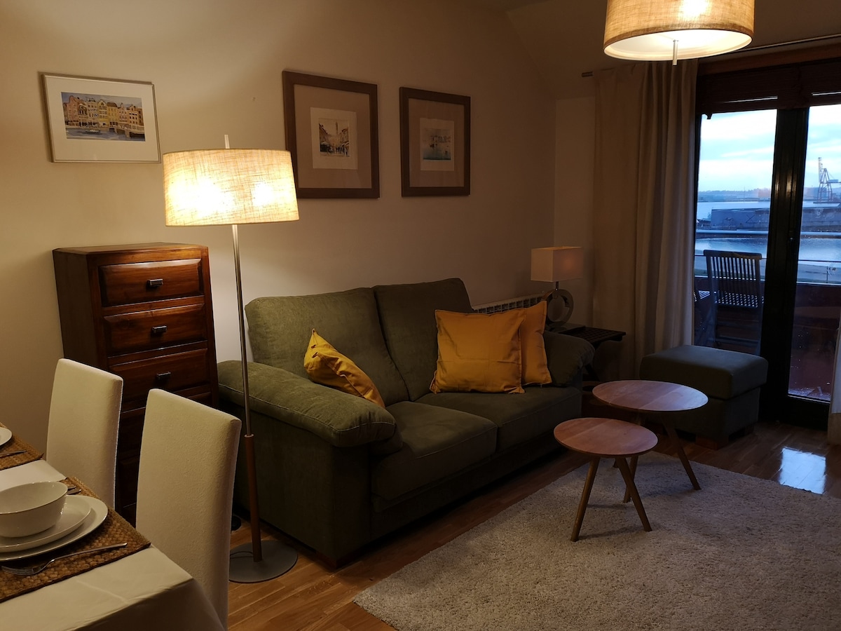 Successful Airbnb property: Penthouse with ocean views. Compostela Beach. Villagarcia in Vilagarcía De Arousa