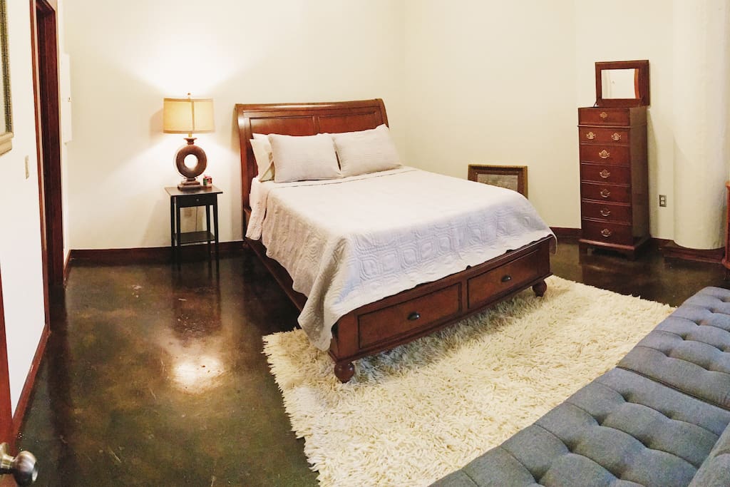 Queen bed and futon bed that opens into a bed with just a click