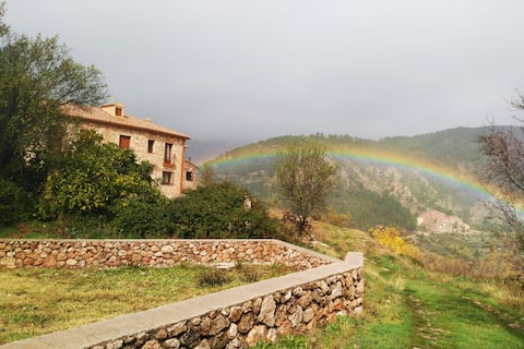 Airbnb con mejor rendimiento: The Balcony of Riópar Viejo 2 en Albacete