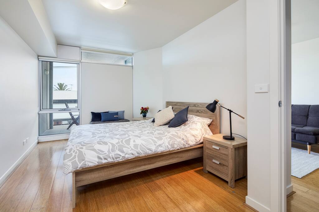 main bedroom with queen bed.