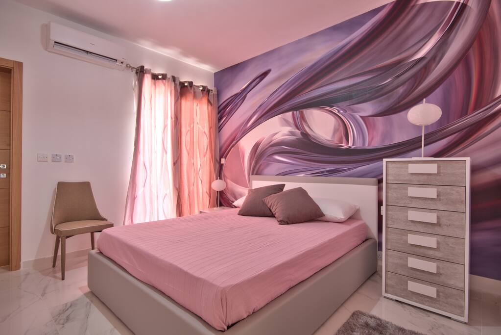 Camera da letto matrimoniale "Foulard" con possibilità di aggiungere puff letto