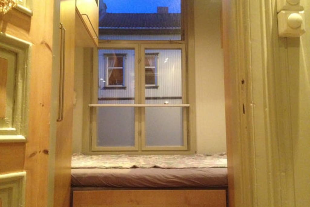 Bedroom for rent (1.20 bed)