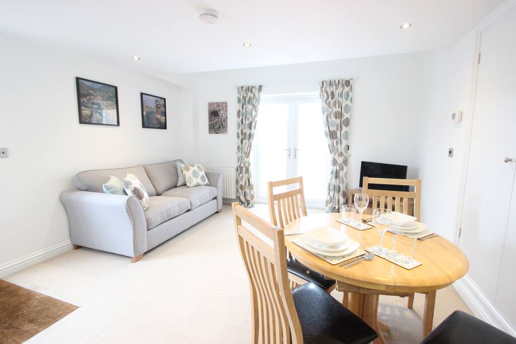 Living room with dining table