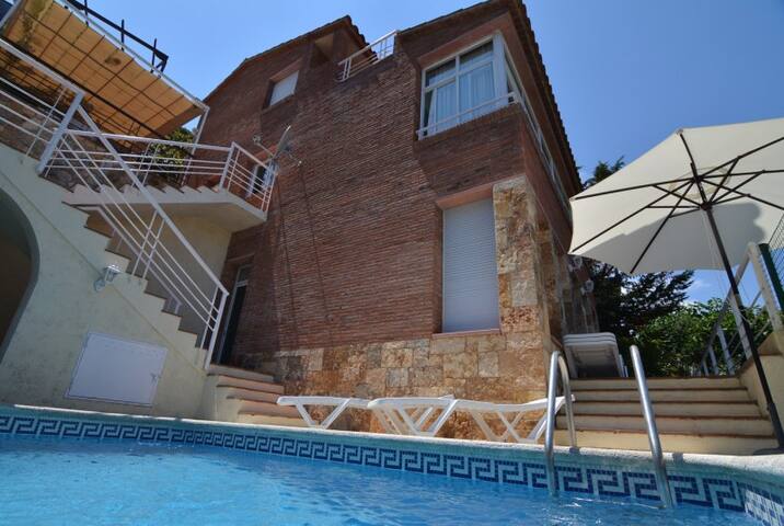 Club Villamar – Nelly gallery image 2