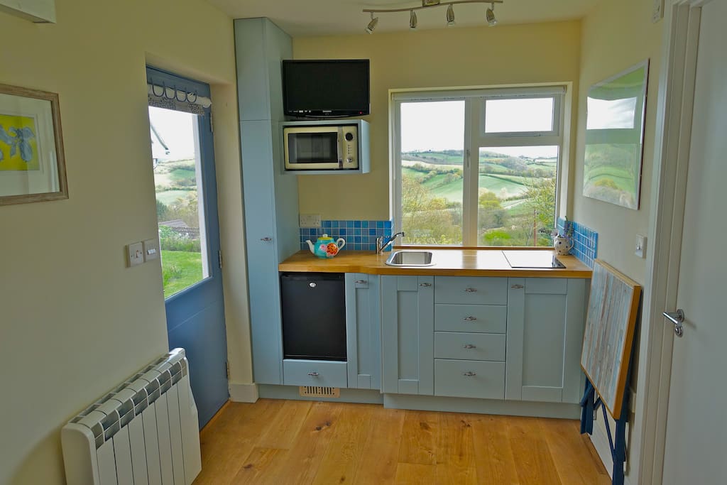 Kitchenette with lovely views