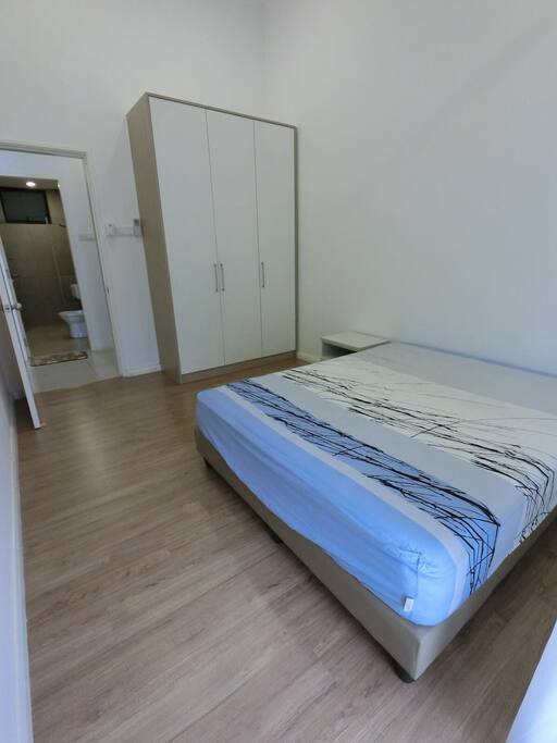 2nd Bedroom