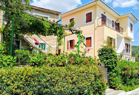 Pelion Seaside Deluxe House