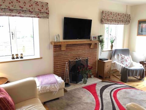 Successful Airbnb property: Spacious seaside home: ideal for large families in Sheringham