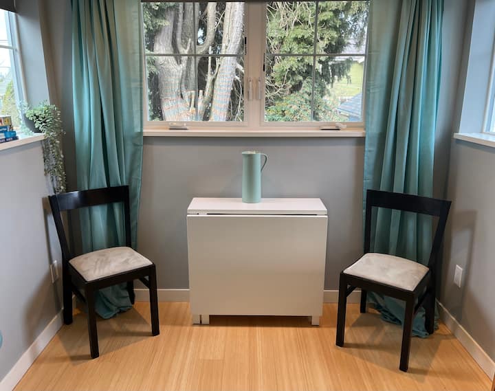 Little Oasis - Seattle, WA