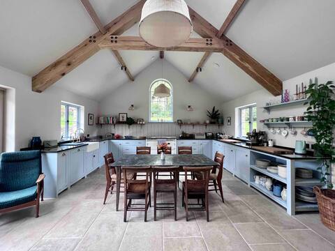 Top performing Airbnb: Monks Farm - Gardens - Sauna - Parking - Frome in Frome