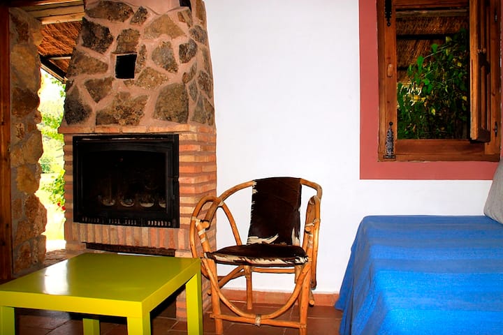 Casitas Cortijo Puente Faco-nacimiento Río Mundo - Riópar