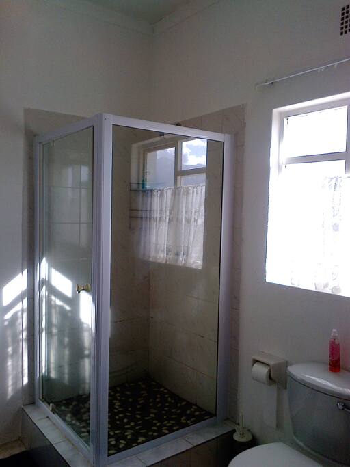 Room 1 En-suite