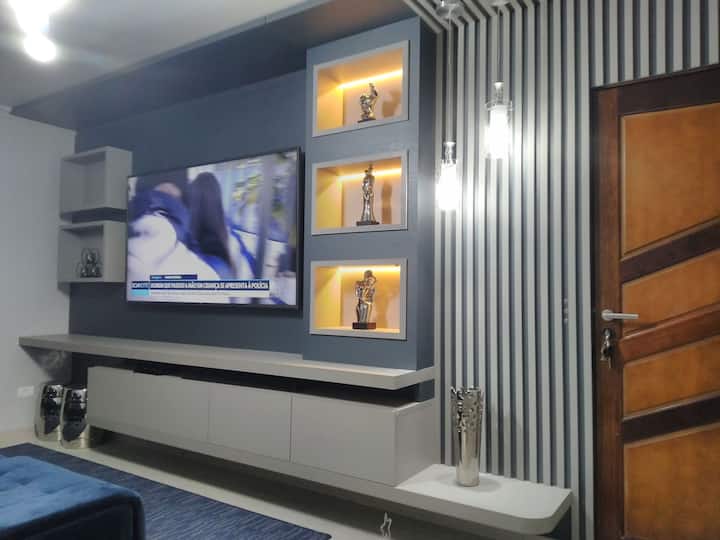 Sobrado Climatizado, Home Cinema E Conectividade - Curitiba