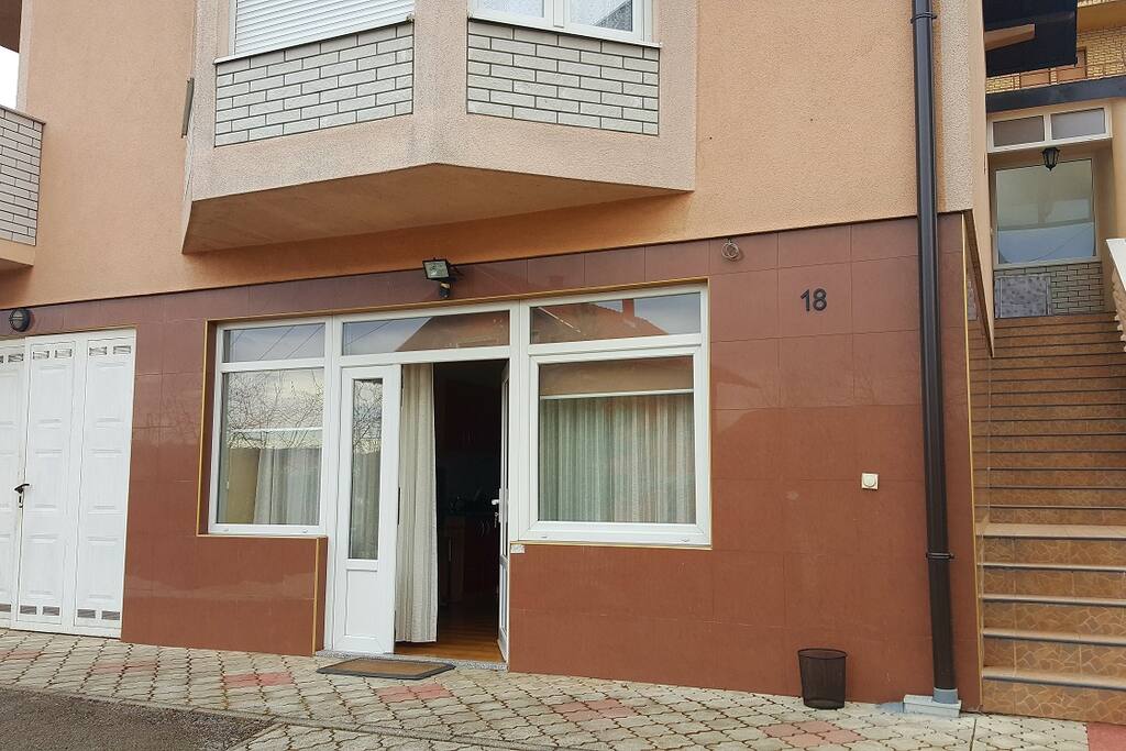 The entrance to the apartment...