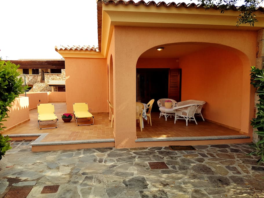 ingresso con posto auto