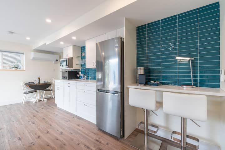 A Shore Delight on Okanagan Lake