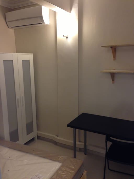 Small room 2