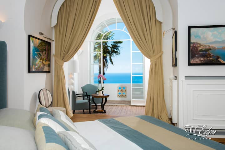 Villa Eleganza: Una Splendida Villa Su Tre Piani Rivolta Al Sole E Al Mare. - Positano