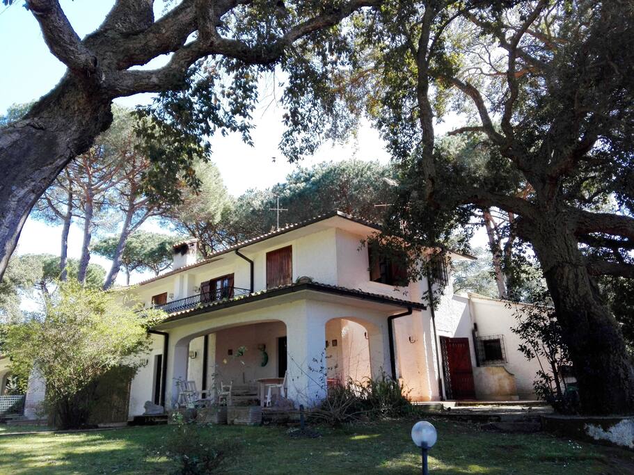 Giardino e vista villa