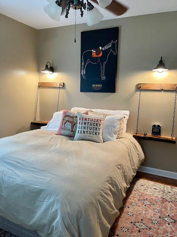 Bedroom number one has one Queen size bed.