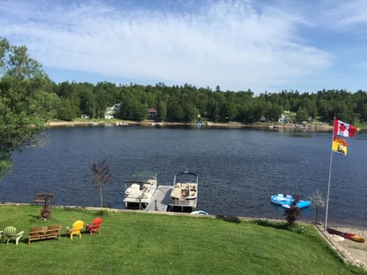 Hillary's Lakeside Retreat Utopia NB Apartments for Rent in Utopia