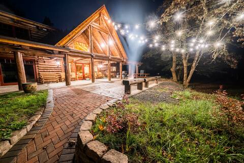 Firewater Lodge Log Cabin