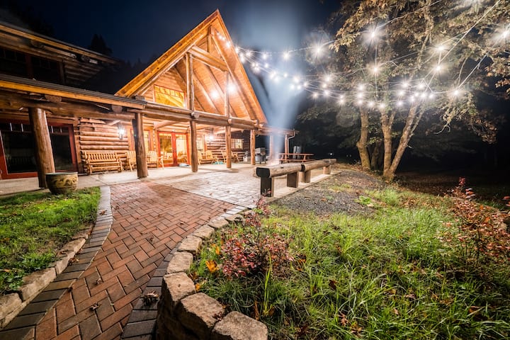 Firewater Lodge Log Cabin