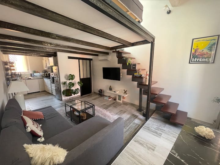 Beau Duplex Centre Ville Dhyėres - La Crau