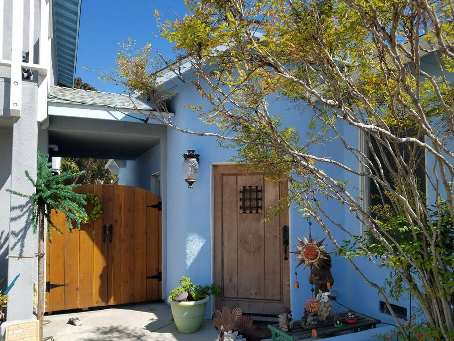 entrance gate