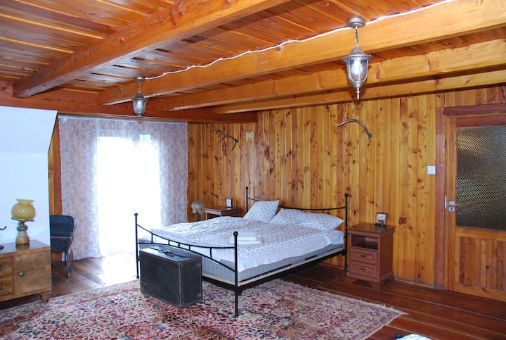 חדר שינה קומה ראשונה