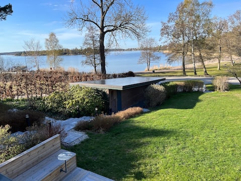 Large villa with lake view, swimming and beach