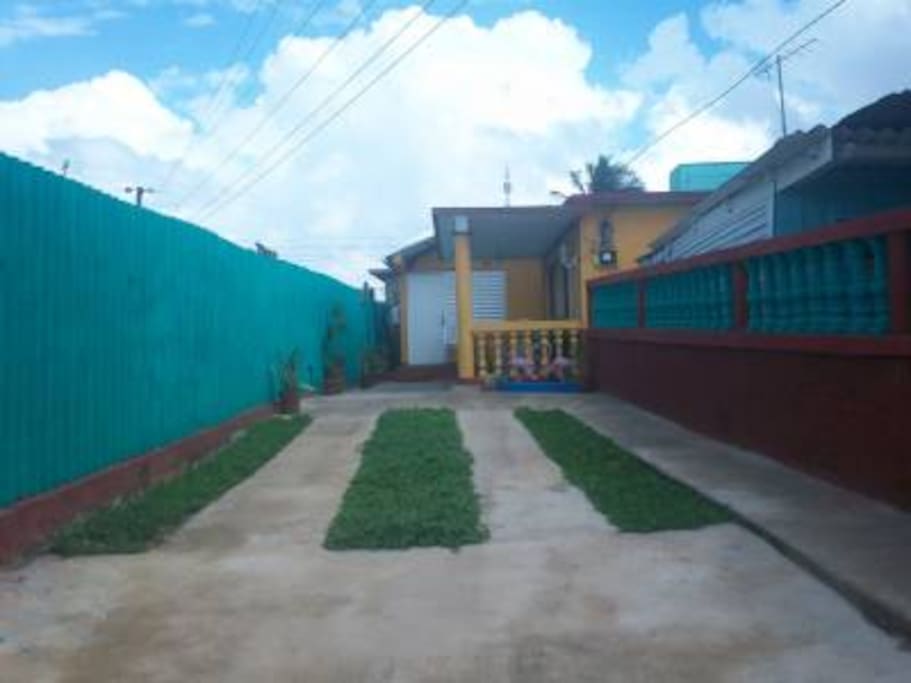 Outside view 1-2