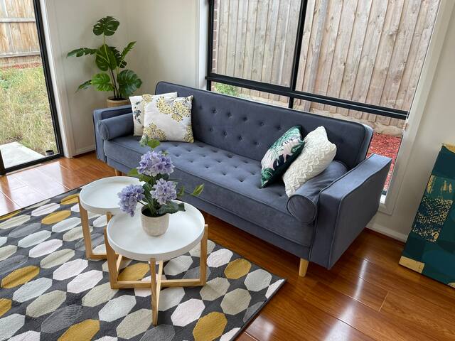 Brand new big 6 bedrooms house gallery image 2