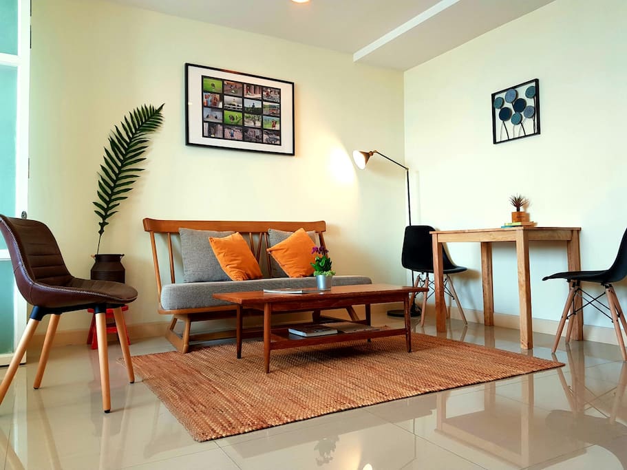 living room/dinning corner