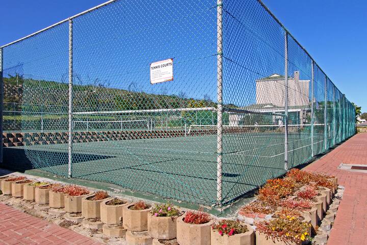 Big Bay Penthouse (with the best views in CT) gallery image 3