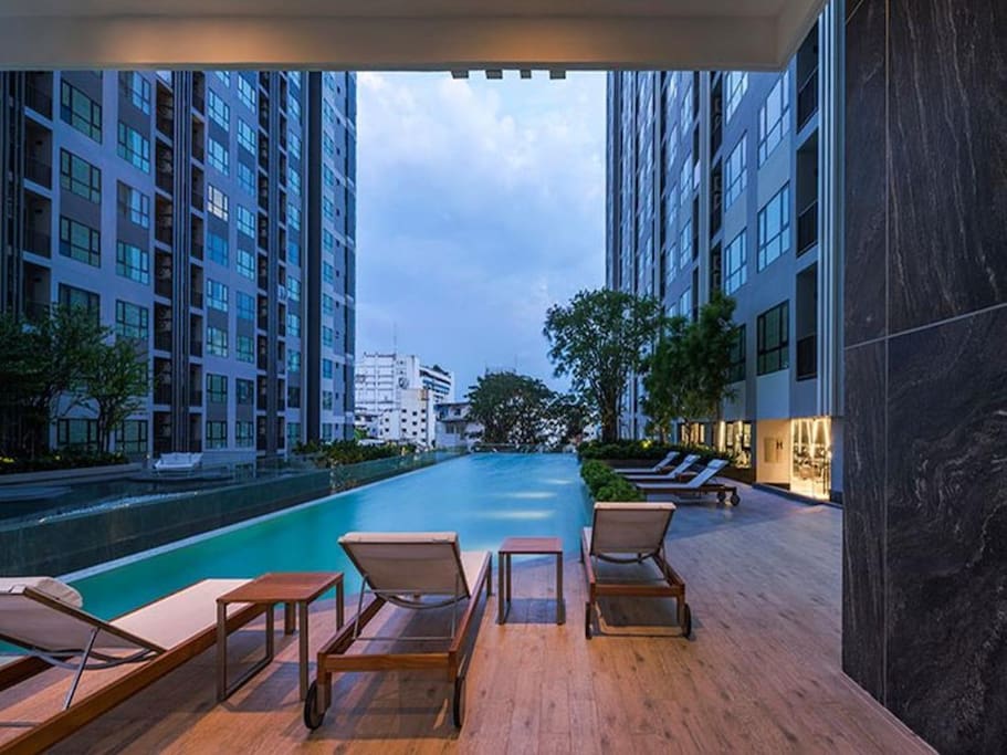 Stunning Pool deck
