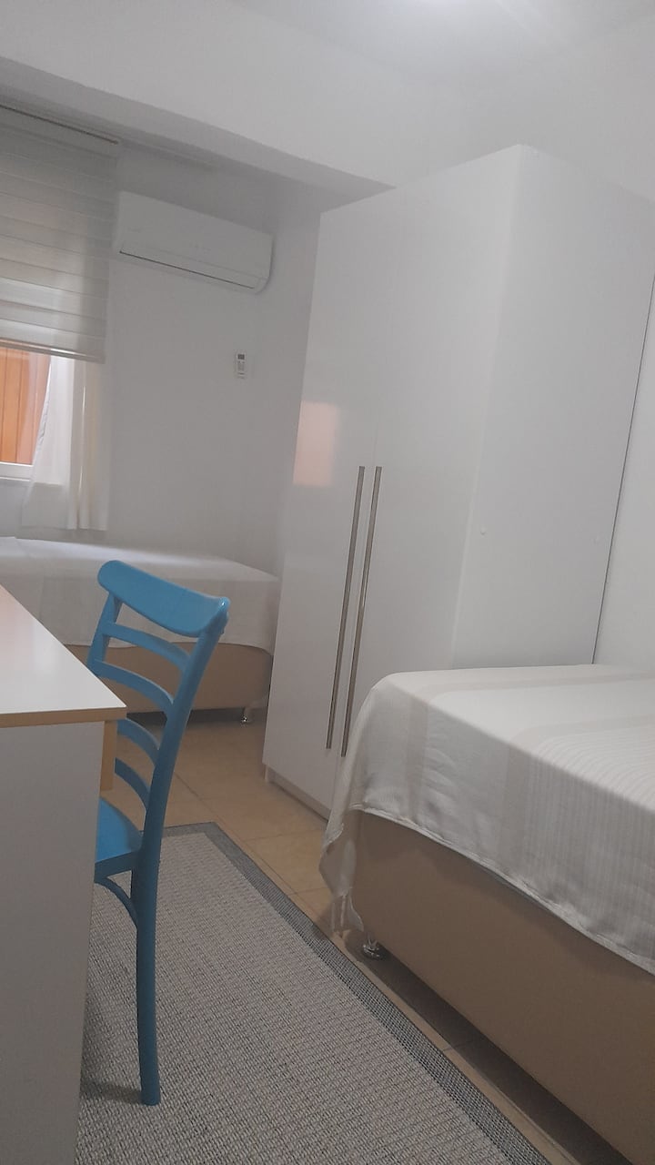 غرفة النوم 2