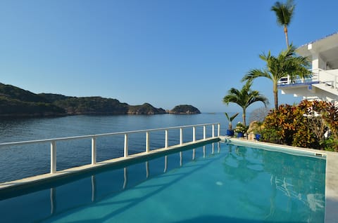 Acapulco Oceanfront Home with Breathtaking Views!