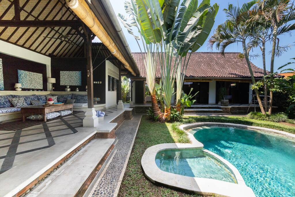 Main House L Shaped